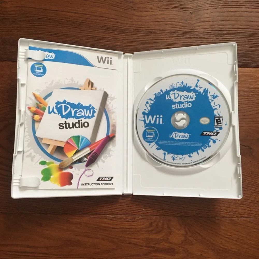 uDraw Studio Wii Game - Picture 2 of 2